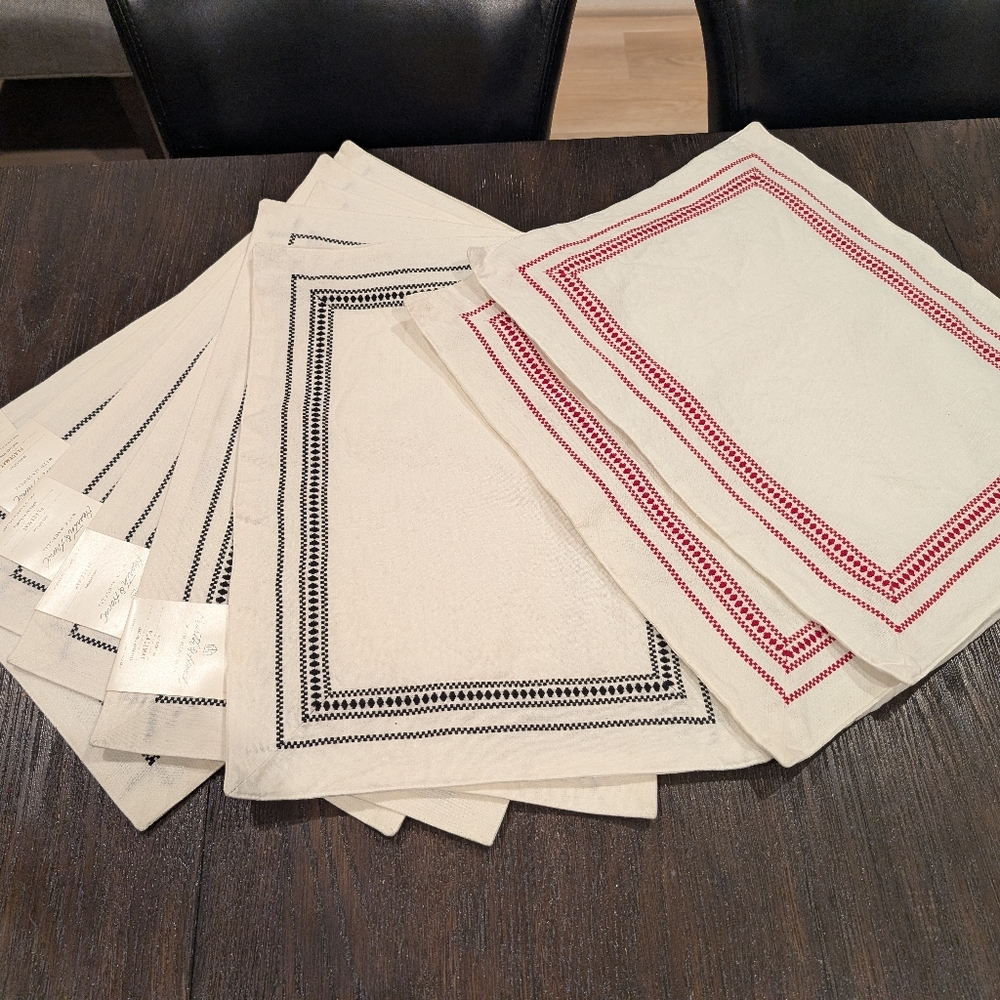 Set of 8 Hearth & Hand Magnolia Placemats 14" x 19" Embroidered Ivory Red Black